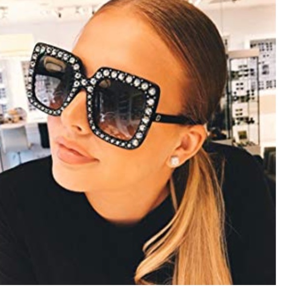 Accessories - Oversized Sunglasses Square Thick Frame Rhinestone